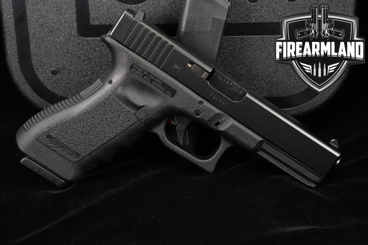 Glock 17 Gen3 G17 Gen 3 9mm 4.49" +2 MAGS & CASE