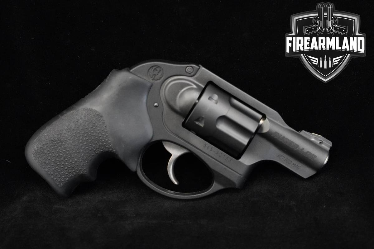 Ruger LCR 327 Federal Magnum 1.87" Ruger +ORIG BOX & HOLSTER