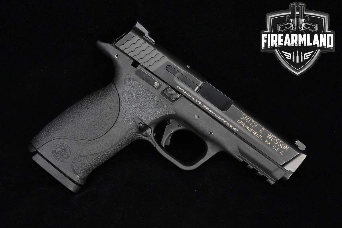 Smith & Wesson (S&W) M&P9 9mm S&W-M&P-9  +3 MAGS & ORIG CASE