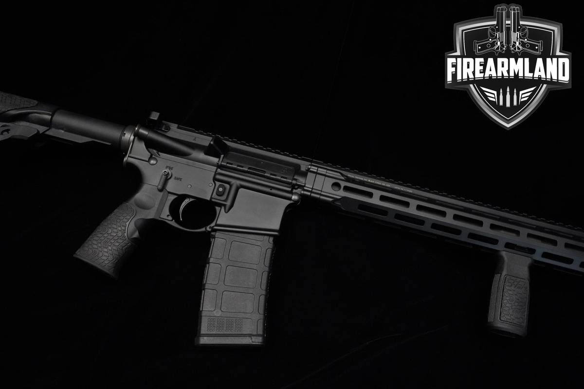 Daniel Defense DDM4-V7 5.56 NATO AR-15 AR15 AR DDM4-V7 AR-15-AR15 AR DDM4V7