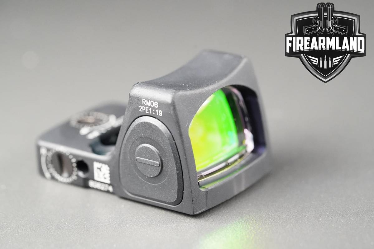 Trijicon RMR RM06 3.25 MOA Trijicon Red Dot