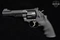 Smith & Wesson (S&W) Model 327 M&P R8 Performance Center .357 Mag. Armornite in Excellent Condition Image 3
