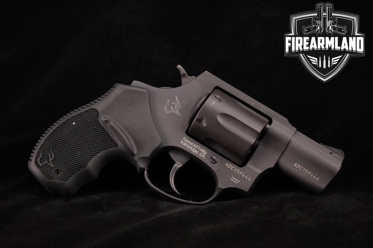 Taurus Model 327 327-Federal Magnum 2" Taurus 327 DA/SA