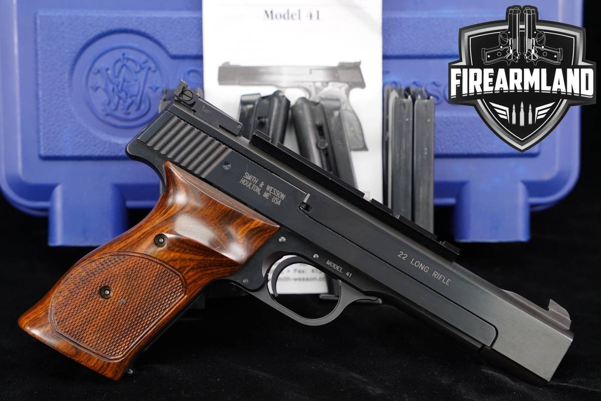 Smith & Wesson Model 41 22LR S&W 5.5 Blued +7 MAGS & ORIG BOX