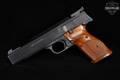 Smith & Wesson (S&W) Model 41 .22 LR Blued in Good Condition Image 4
