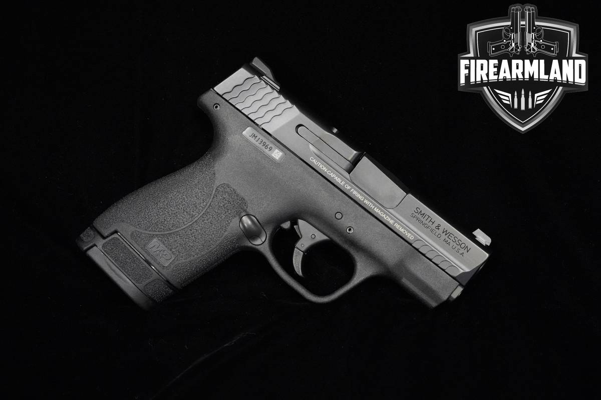 Smith & Wesson (S&W) M&P40 Shield M2.0 40 S&W 3.1" Armornite M&P-40 HOLSTER
