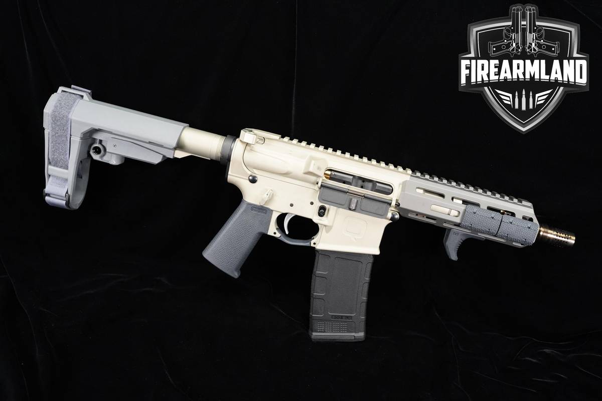 Q Sugar Weasel 300 Blackout AR-15 Pistol AR15 7" M-LOK +2 MAGS