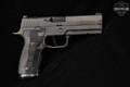 Sig Sauer P320 Full-Size 9mm Luger Black in Excellent Condition Image 3
