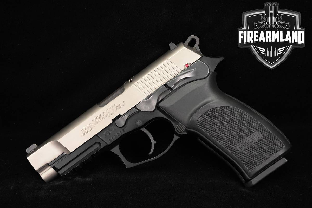 Bersa Thunder 40 Pro 40S&W 4.25 Two-Tone Silver & Black +2 MAGS & ORIG CASE