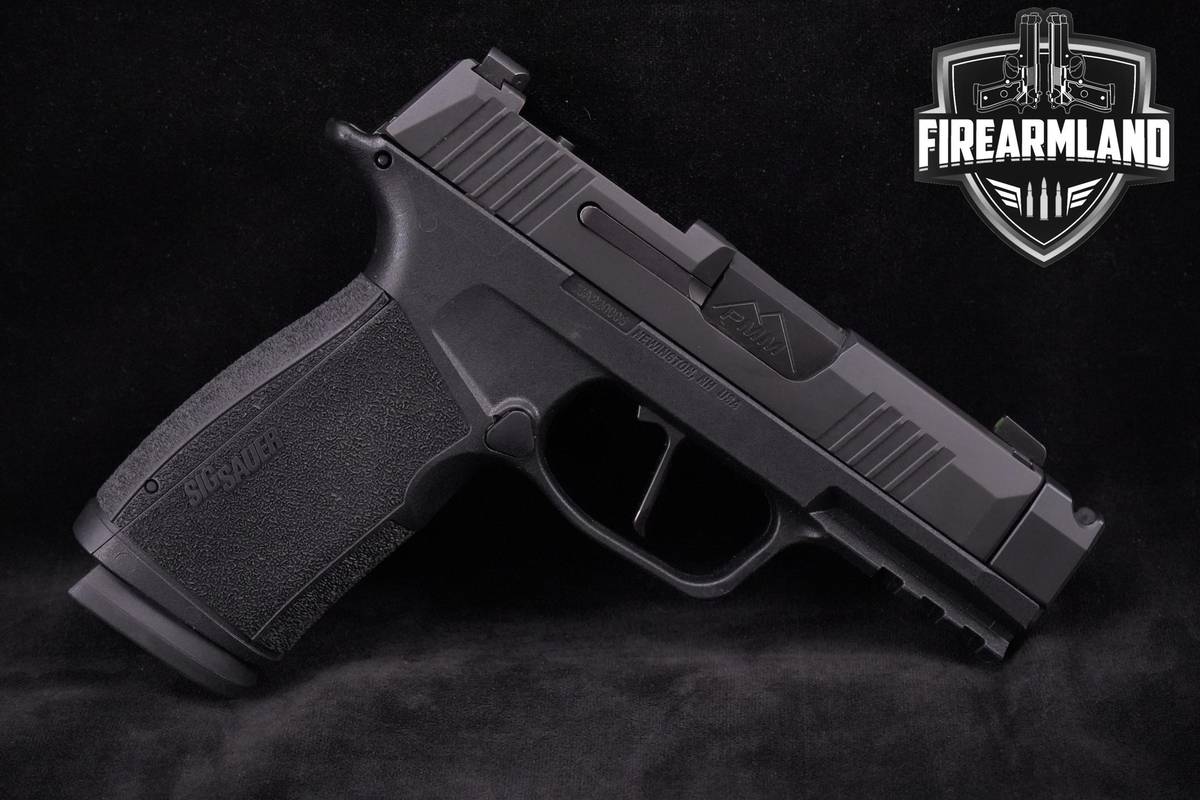 Sig Sauer P365 Macro 9mm 3.25" P-365 +3 MAGS & ORIG CASE