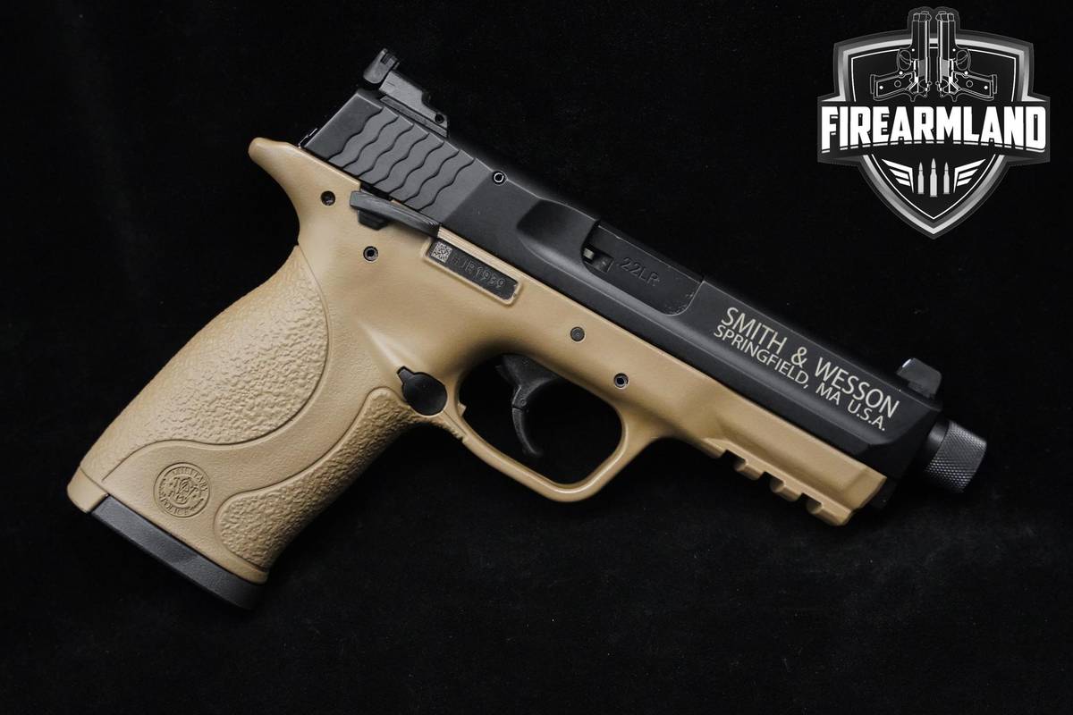 Smith & Wesson (S&W) M&P 22 Compact Series 22LR Two-Tone S&W-M&P M&P22 MAGS