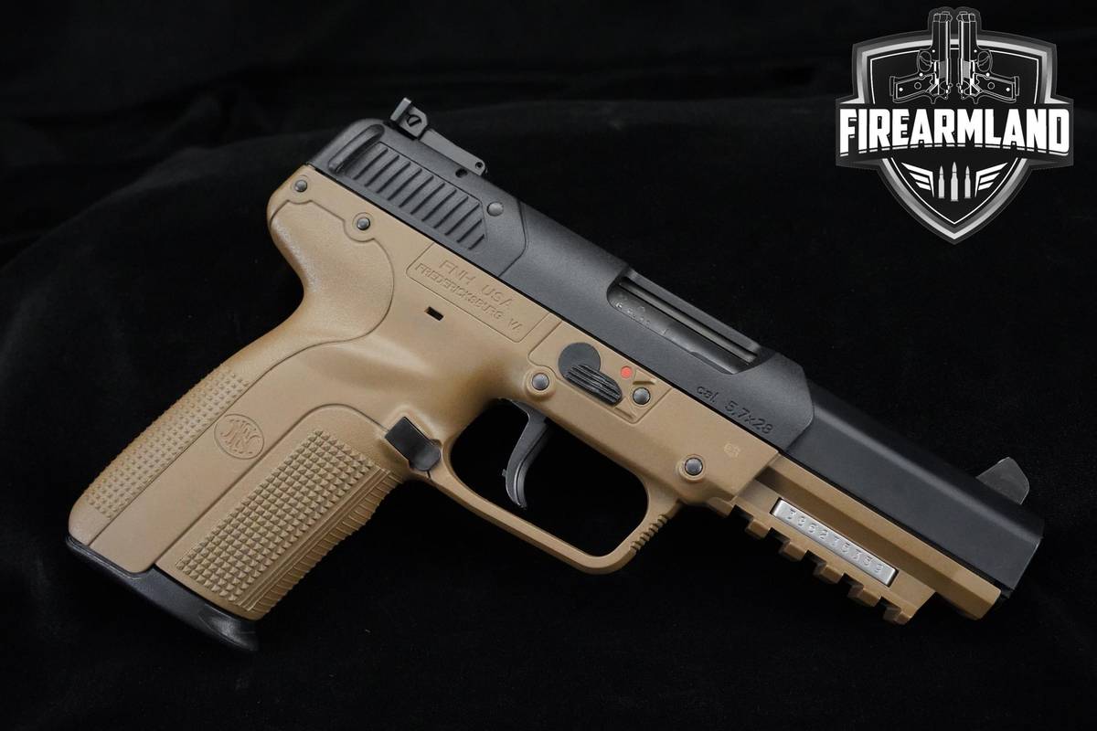 FN Five-seveN FDE/BLK 5.7x28 4.8" Two-Tone FN-Five-seveN 3 MAGS & ORIG CASE