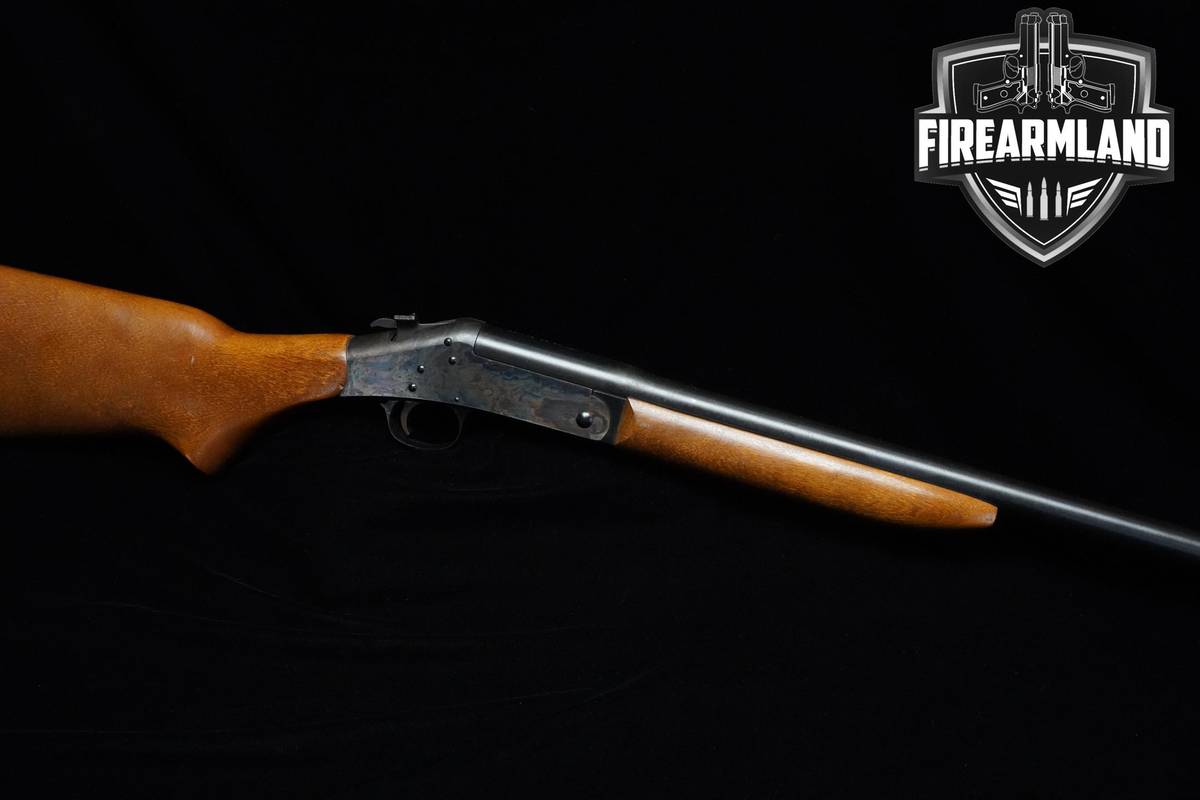 1973 Harrington & Richardson (H&R) Topper 158 12-Gauge 28" MOD H&R 3"