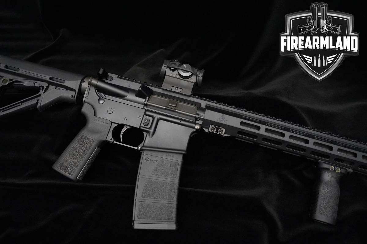 IWI Zion-15 5.56 NATO 16" AR-15 Rifle Z-15 Z15 +OPTIC