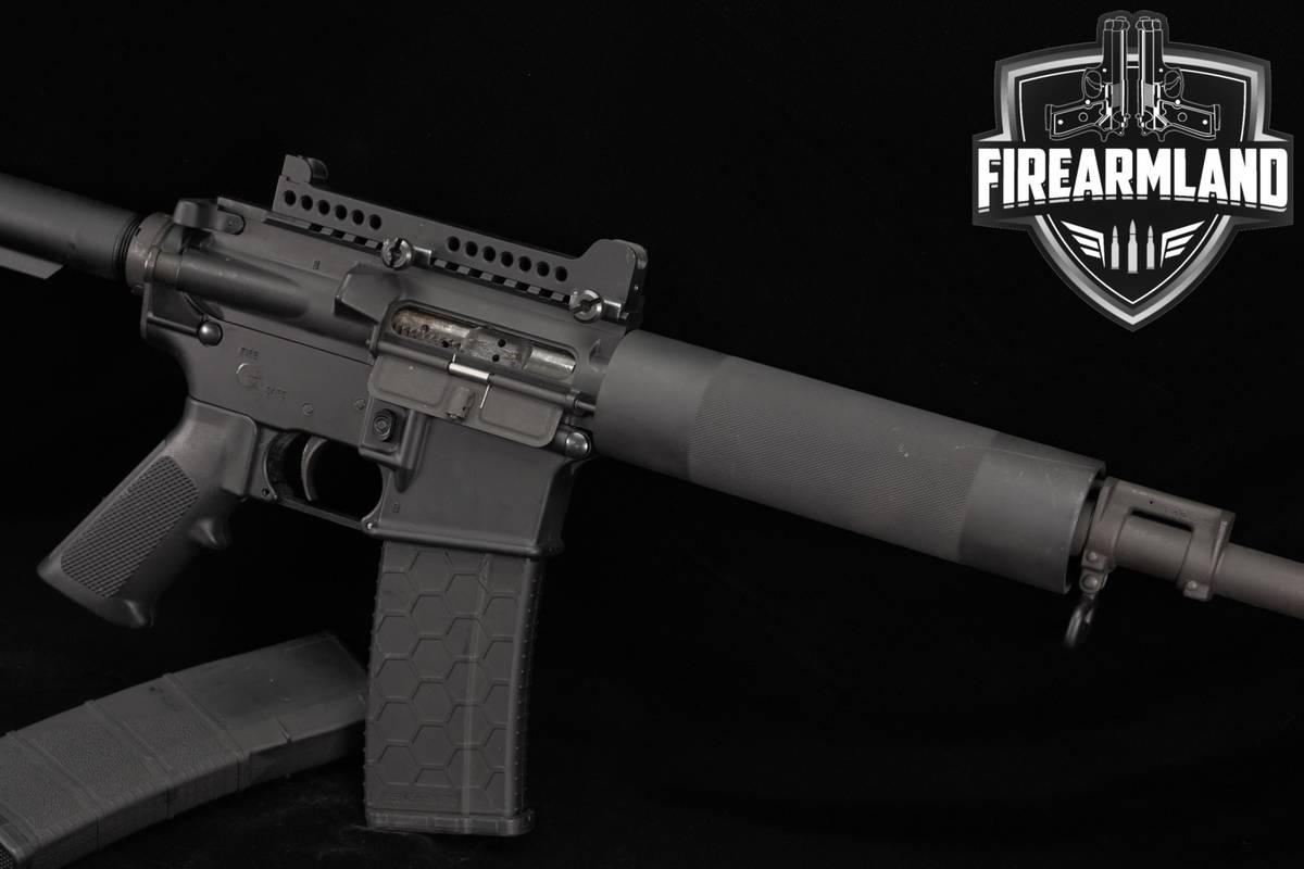 Bushmaster XM15-E2S 223 Rem AR-15 AR15 XM E2 S +2 MAGS