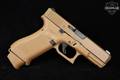 Glock G19X Gen5 9mm Luger (9x19 Para) Coyote Tan in Excellent Condition Image 3