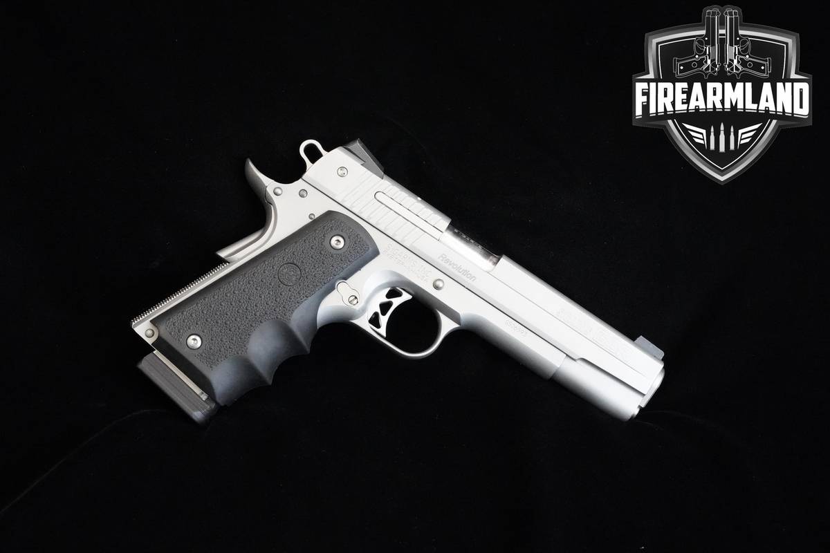 Sig Sauer 1911 GSR Revolution 45 ACP Sig-Sauer 1911 1911A1 2 MAGS