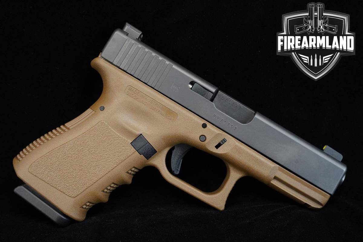 Glock 19 Compact G19 9mm 4.02" Two-Tone Glock-19 G-19 +2 MAGS & ORIG CASE