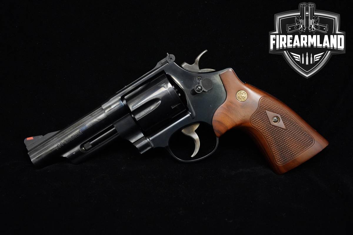 Smith & Wesson (S&W) Model 29-10 44 Magnum S&W 29-10 +ORIG CASE & HOLSTER