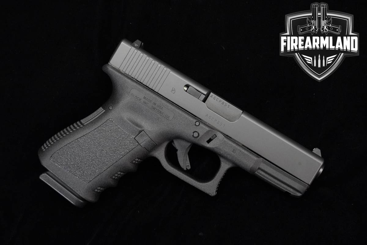 Glock 19 Gen3 9mm 4.02" Glock G19 Gen-3 +2 MAGS & ORIG CASE