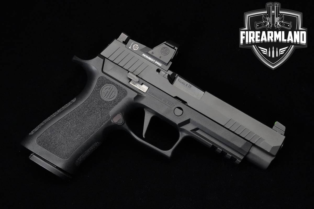 Sig Sauer P320 RXP XFull-Size 9mm 4.7" Nitron Sig-Sauer P320 2 MAGS & OPTIC