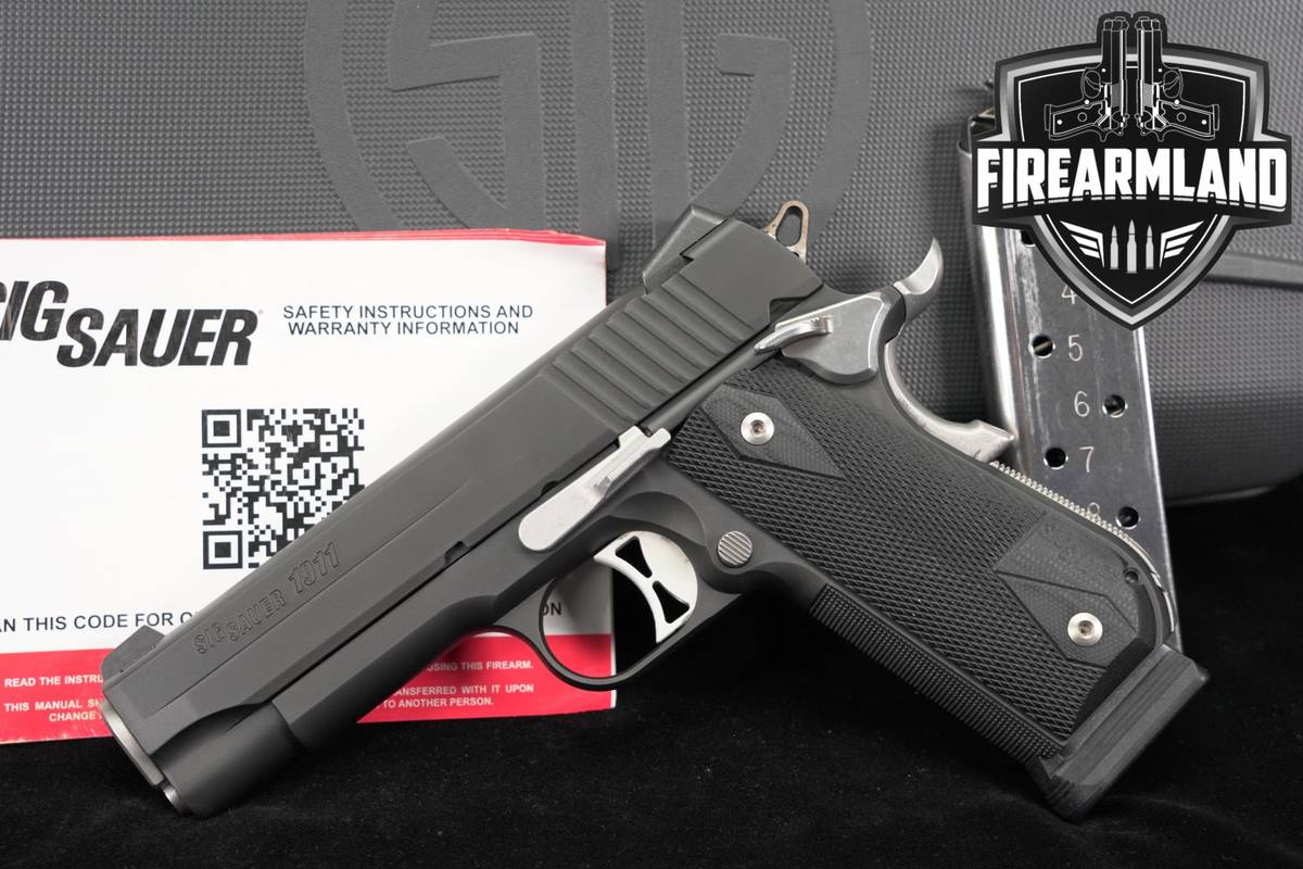 Sig Sauer 1911 Nightmare Fastback Carry 45 ACP BOBTAIL +2 MAGS & ORIG CASE