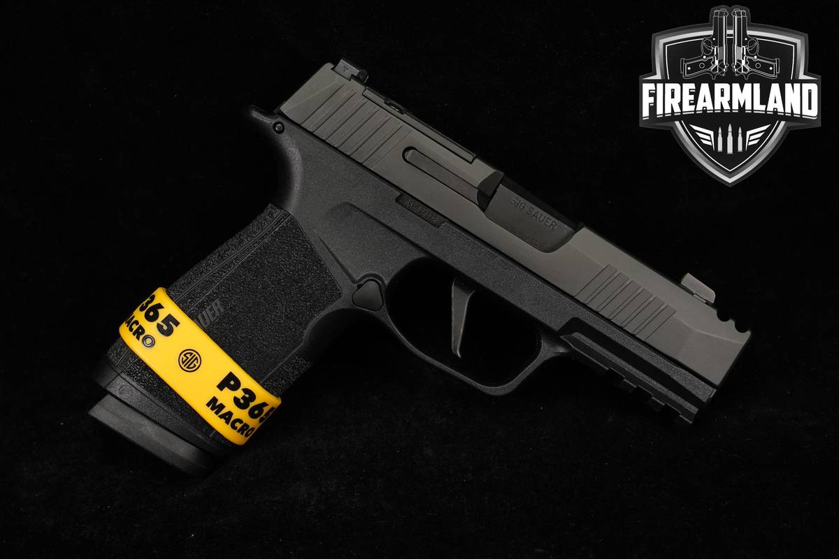 Sig Sauer P365-XMACRO COMP 9mm 3.1" P-365 Optic-Ready +2 MAGS & ORIG CASE