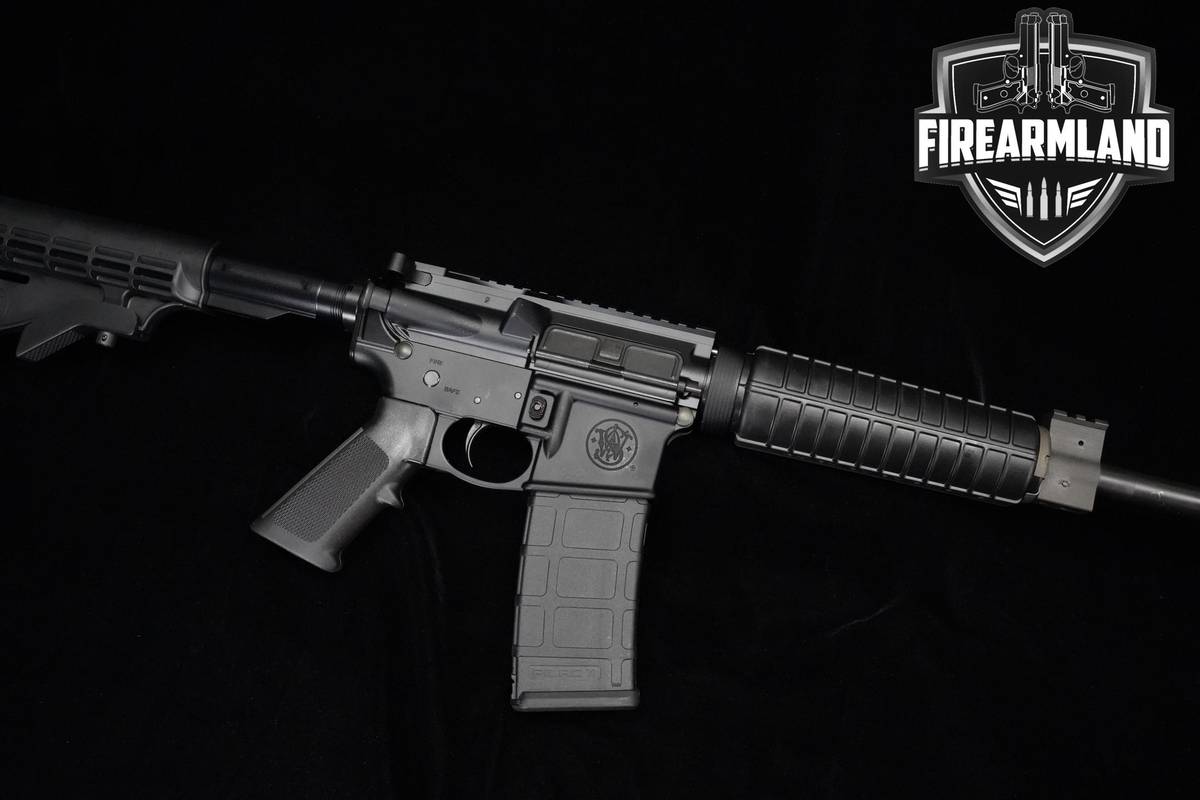 LIKE-NEW Smith & Wesson (S&W) M&P15 Sport II 5.56 NATO 16" S&W M&P15 M&P-15