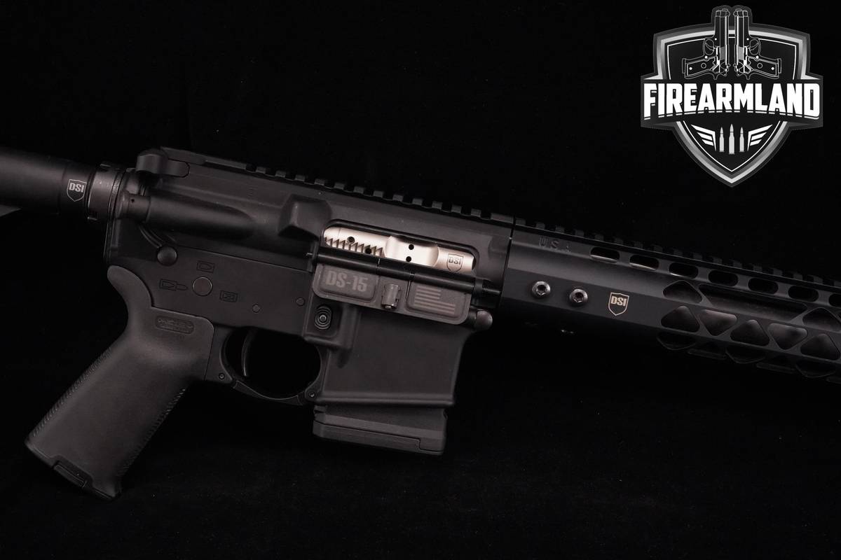 Spikes Tactical ST15 Punisher 300 Blackout AR-15 AR15 16" Rifle