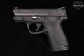 Smith & Wesson (S&W) M&P 9 SHIELD 9mm Luger Black in Good Condition Image 2