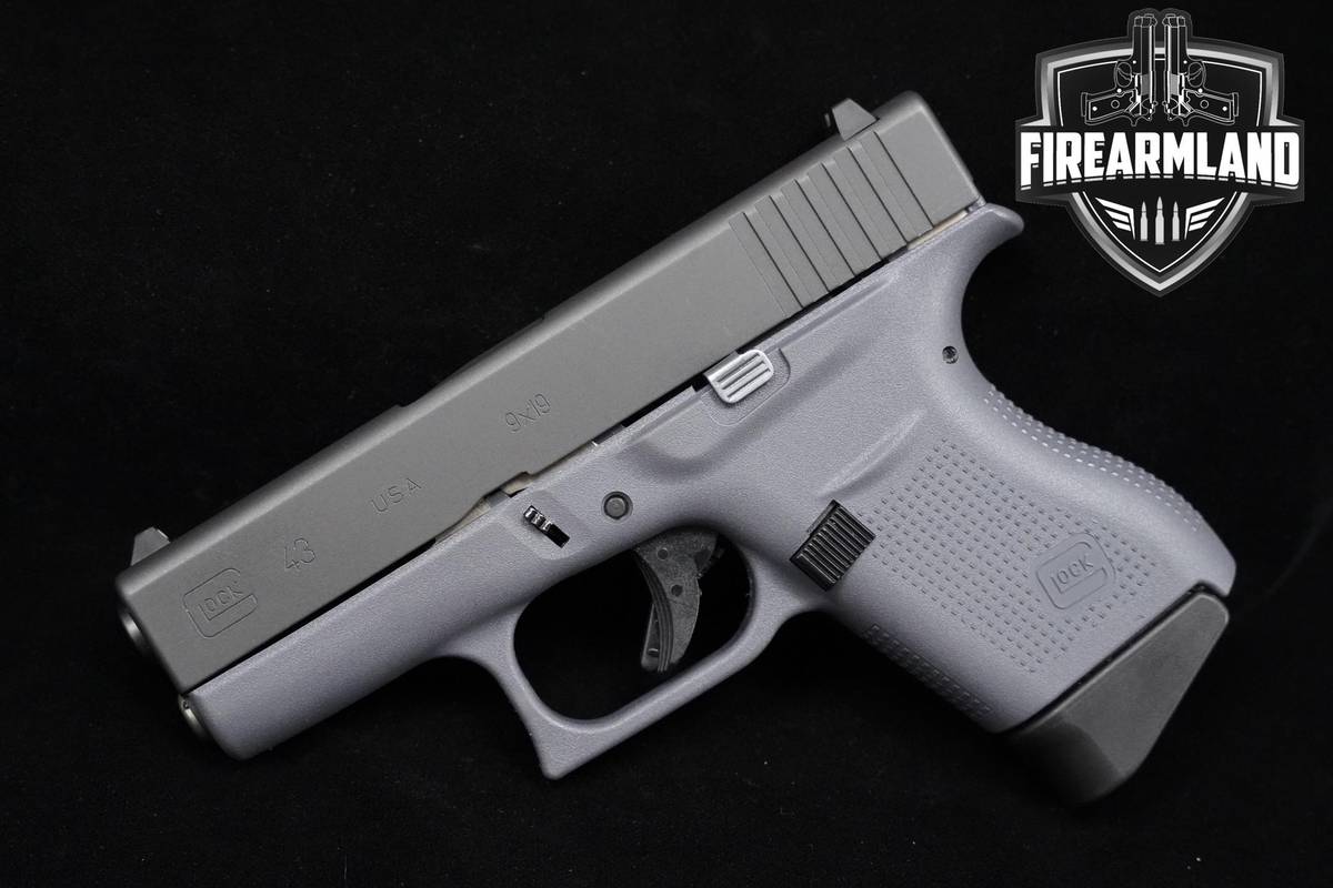 Glock G43 Slimline 9mm Two-Tone G43 G-43 +3 MAGS & ORIG CASE