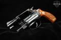 1975-1976 Smith & Wesson (S&W) Model 37 Chief's Special Airweight .38 Spl. Blued in Good Condition Image 2