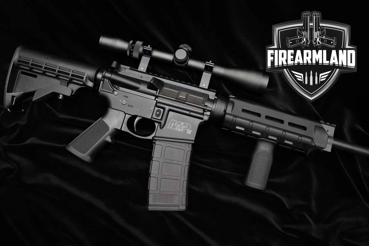 ORIG BOX Smith & Wesson M&P15 5.56 NATO S&W M&P15 AR-15 AR15 AR S&W +OPTIC