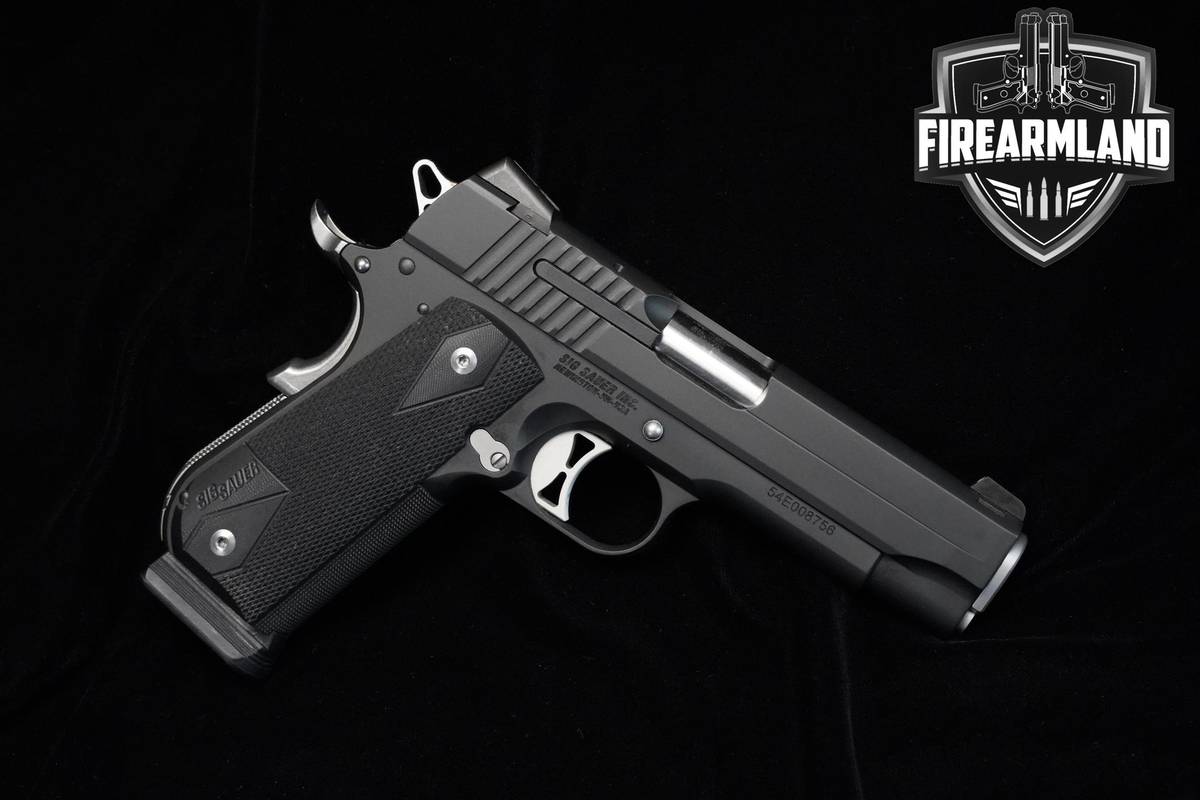 Sig Sauer 1911 Fastback Nightmare Carry 45 ACP 1911 4.2" Nitron 2 MAGS