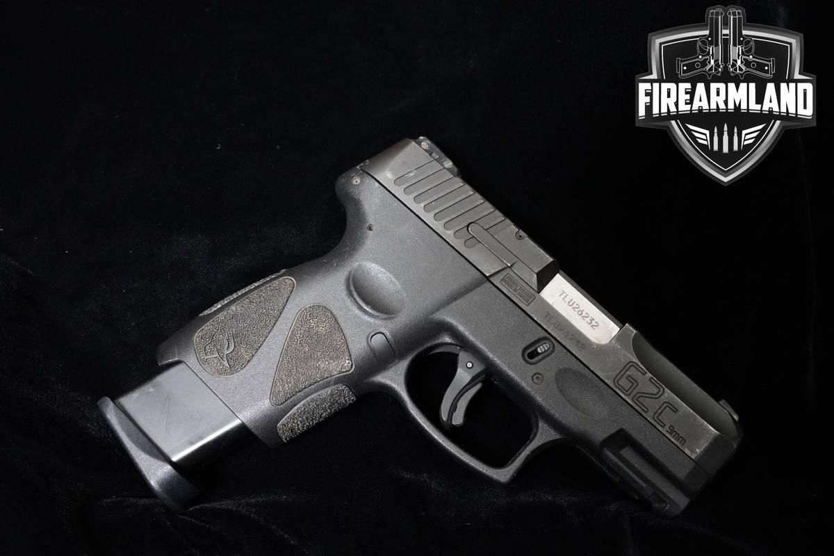 Taurus G2C 9mm 3.2" Blued Taurus G2-C +3 MAGS & HOLSTER