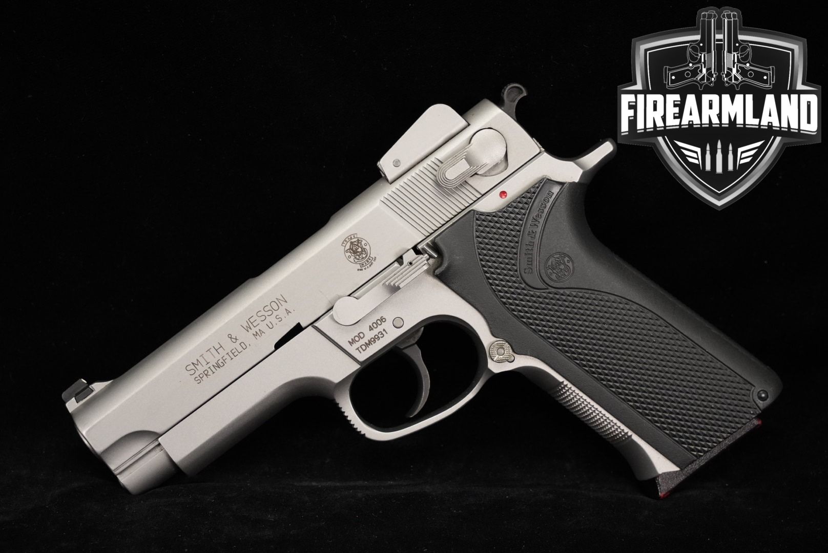 Vintage Smith & Wesson Model 4006 .40 S&W 4