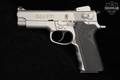 Smith & Wesson (S&W) Model 4006 Third Generation .40 S&W Stainless in Very Good Condition Image 3