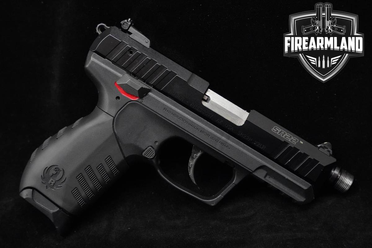 Sturm Ruger SR22 22LR 3.5" Ruger SR-22 +5 MAGS & SOFTCASE