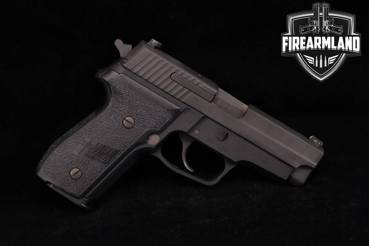 MILITARY VARIANT! Sig Sauer M11-A1 9mm 3.9" DA/SA +5 MAGS & ORIG CASE