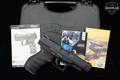 Walther PPQ Full Size Fiber Optic .22 LR Black in Excellent Condition Image 2