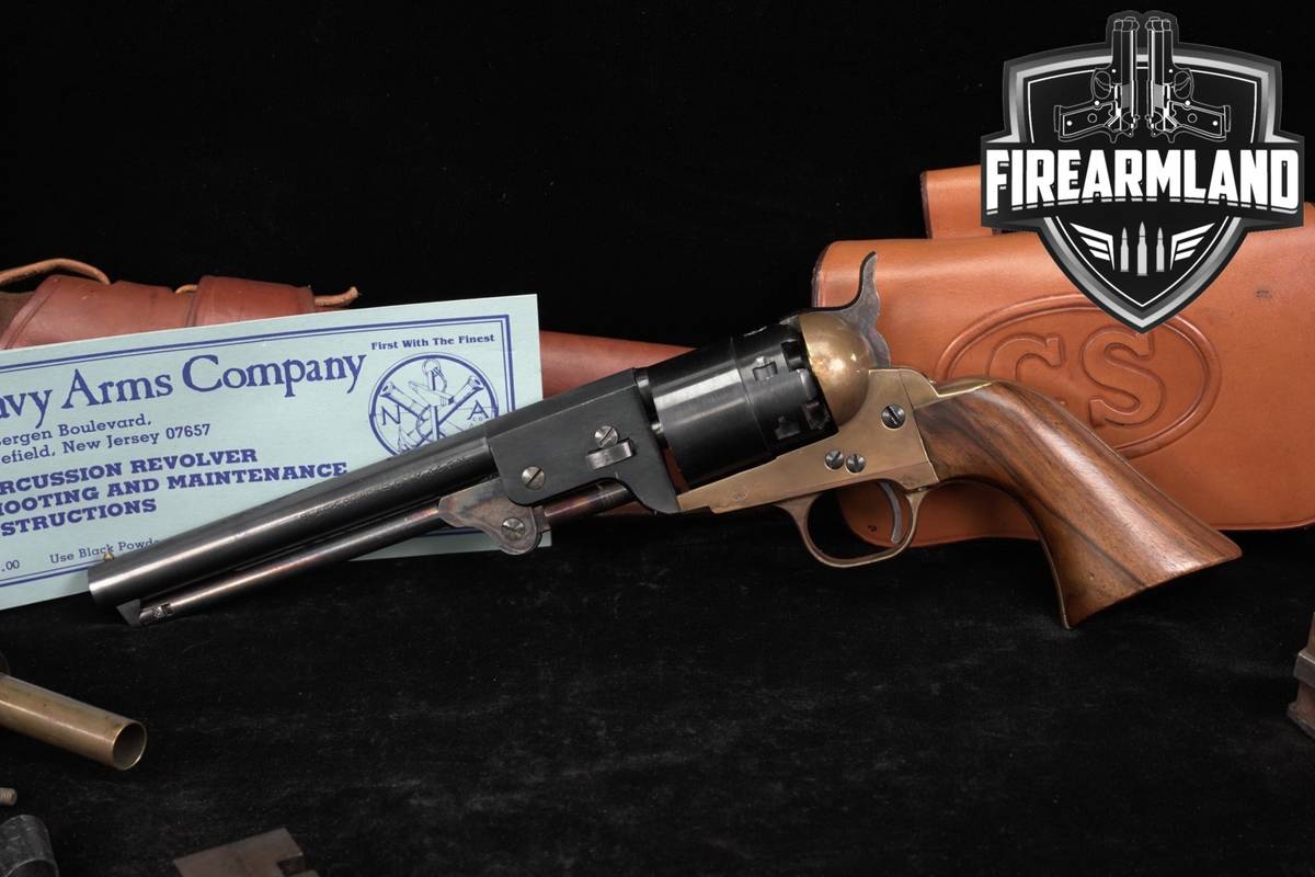 1982 A Uberti 1851 Navy 44 BPM 7.5" Blued & Brass ITALY +HOLSTER