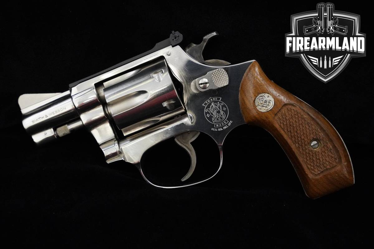 1982 Smith & Wesson (S&W) Model 34-1 22LR 2" Nickel Finish S&W 34-1 DA/SA