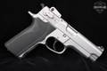 Smith & Wesson (S&W) Model 4006 .40 S&W Stainless in Very Good Condition Image 2