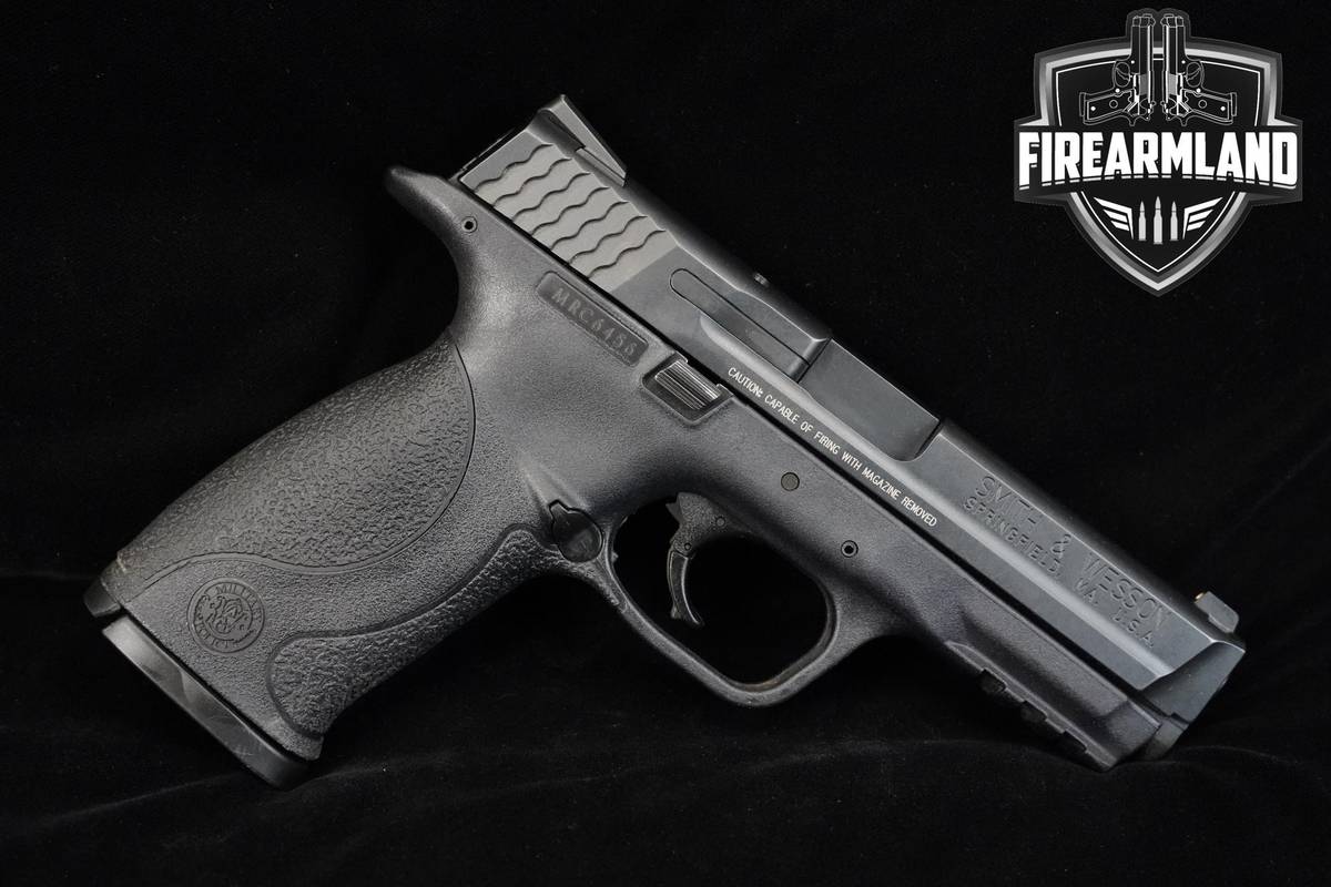 Smith & Wesson (S&W) M&P40 M1.0 40 S&W 4.25" M&P40 +3 MAGS