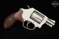 Smith & Wesson (S&W) Model 637-2 Performance Center; Airweight .38 Spl. Stainless in Excellent Condition Image 4