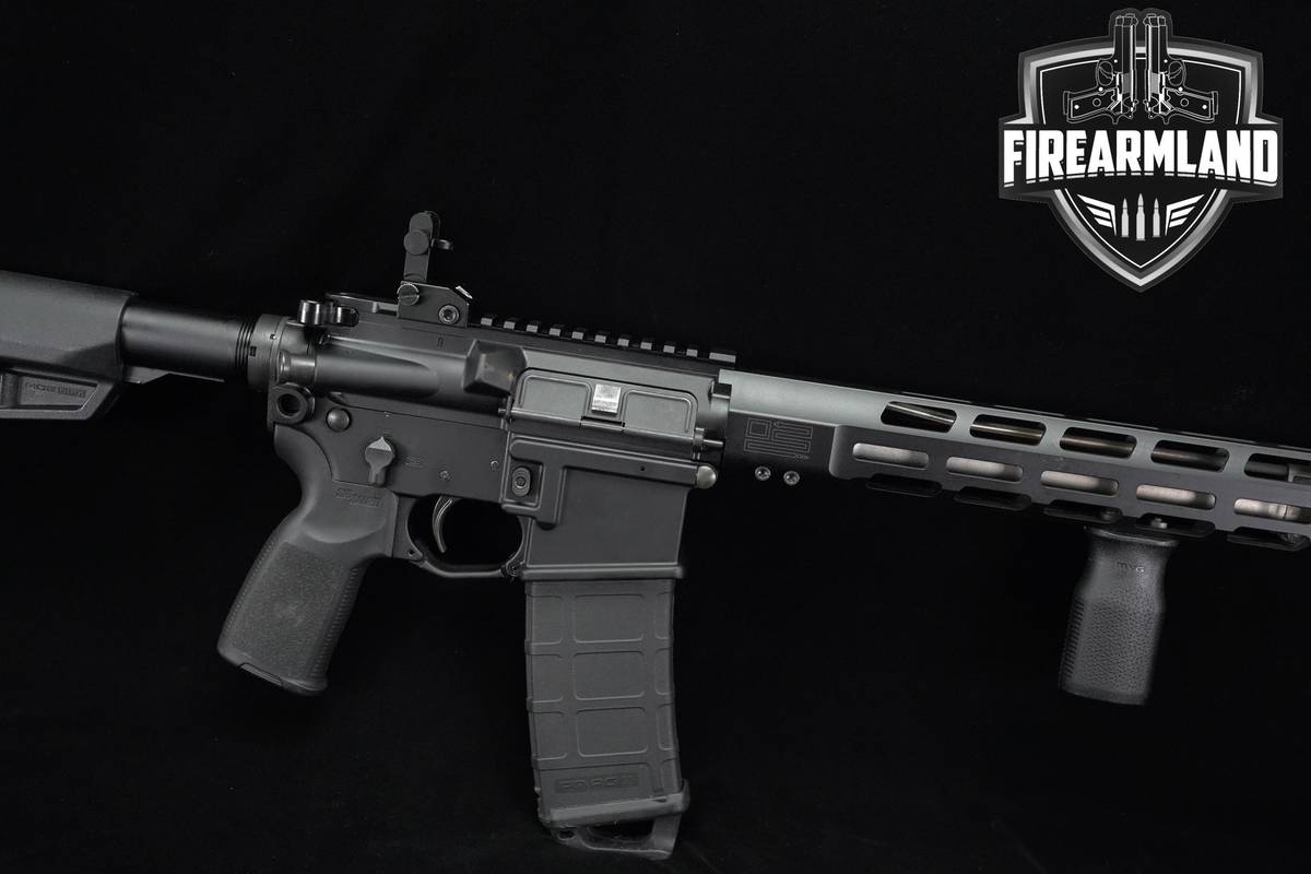 HOME-DEFENSE Sig Sauer M400 5.56 NATO AR-15 AR15 16 Tactical Sporting Rifle
