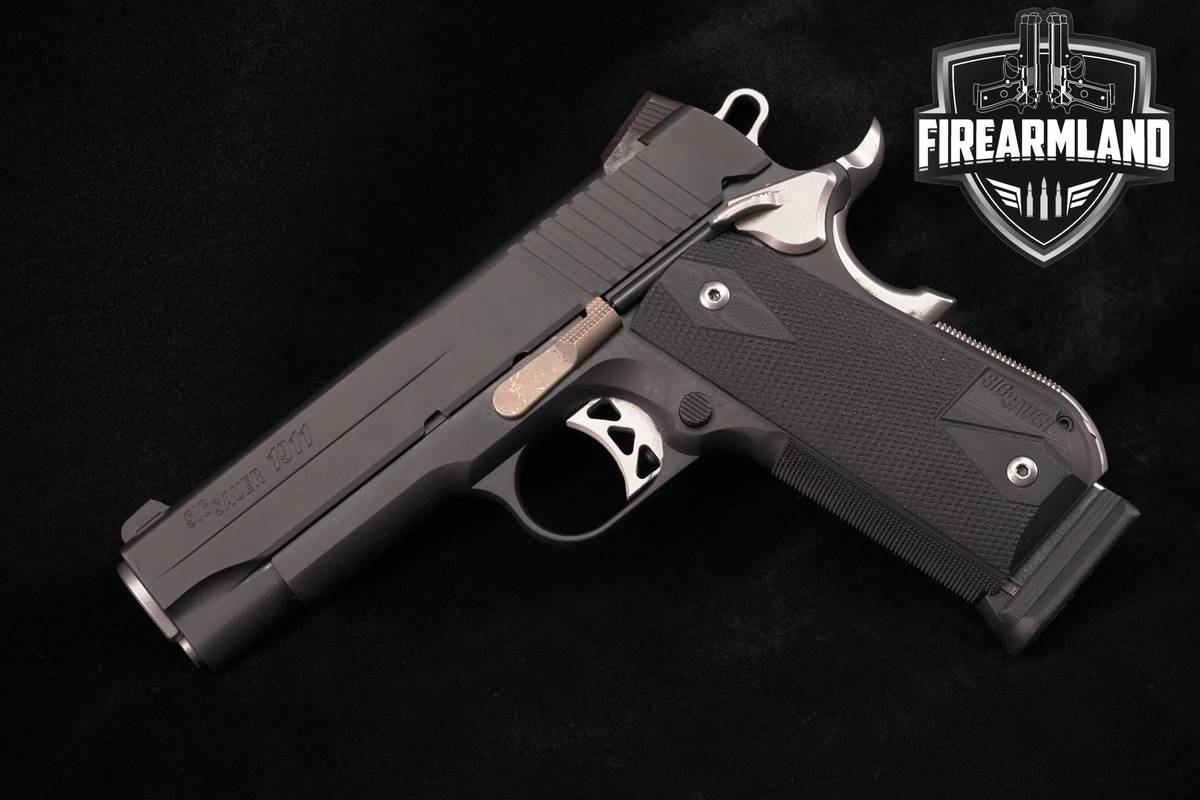 Sig Sauer 1911 Fastback Nightmare Carry 45 ACP 4.2 +3 MAGS & ORIG CASE
