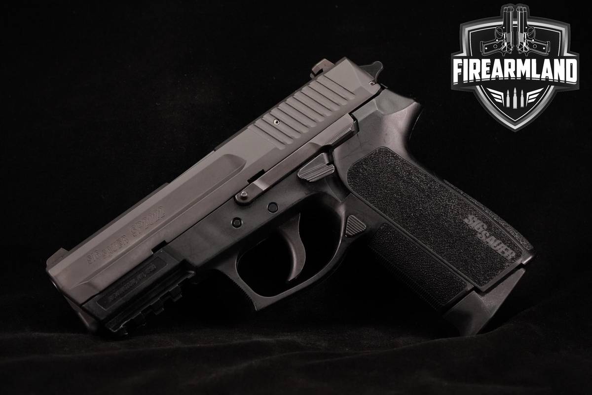 2018 Sig Sauer SP2022 40 S&W 3.9" Nitron SP 2022 +2 MAGS