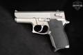 Smith & Wesson (S&W) Model 669 Second Generation 9mm Luger Two-Tone Stainless in Good Condition Image 3