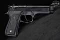 Beretta 92FS 9mm Luger Black in Good Condition Image 4